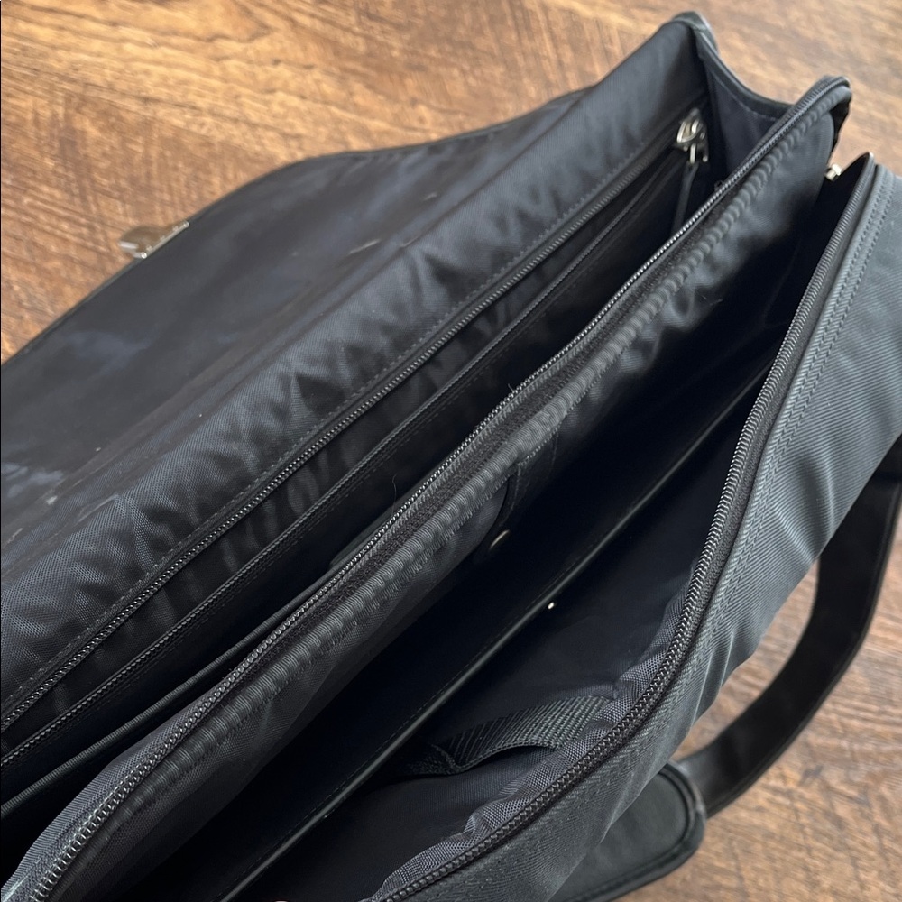 Coach Black Leather & Nylon Messenger Briefcase Bag - Picture 8 of 9